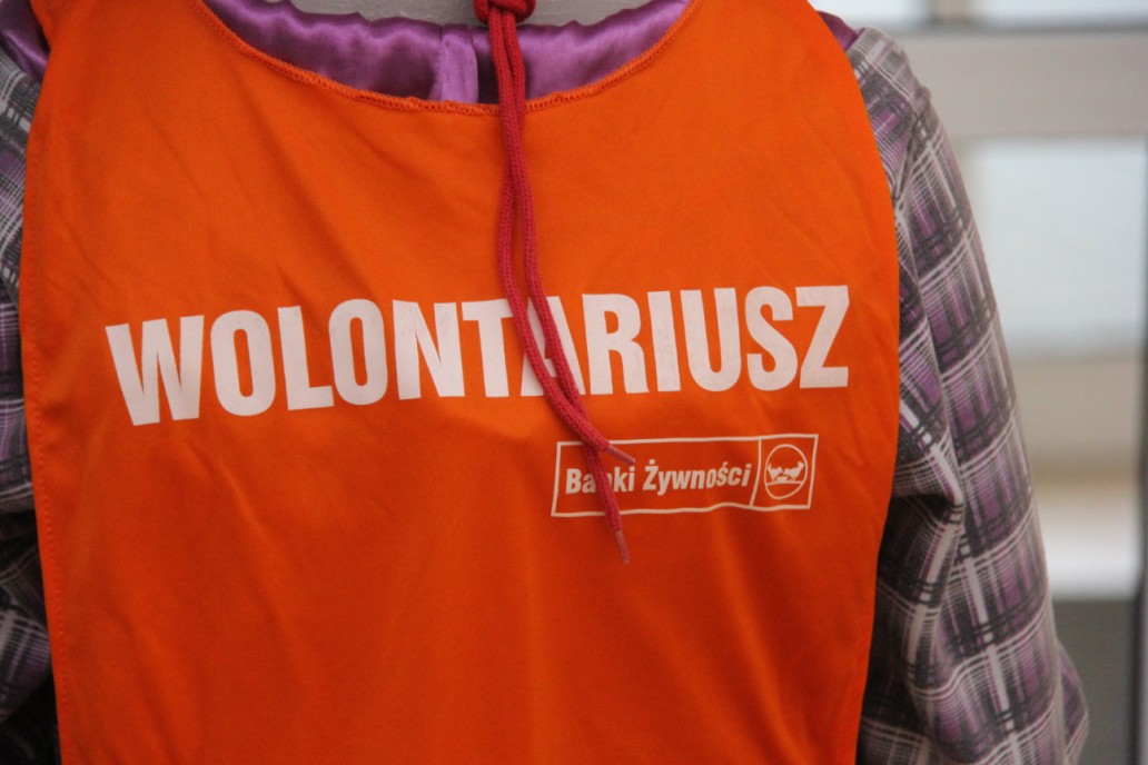 jacyś wolontariusze (2) - Grzegorz Maciejewski