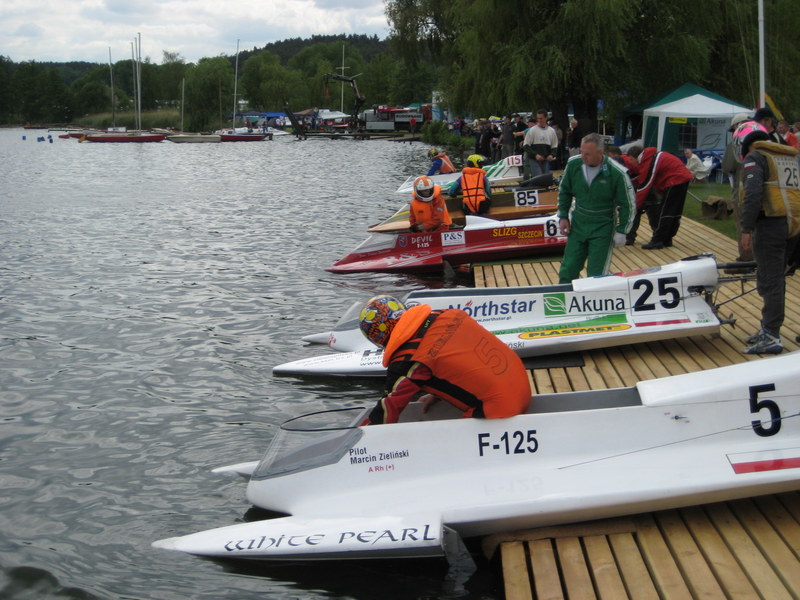 chodziez zawody motorowodne - Wiesława Pinkowska