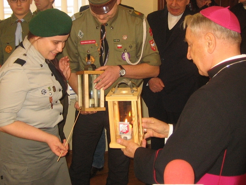 swiatlo betlejemskie u prymasa 2013 (1) - Rafał Muniak