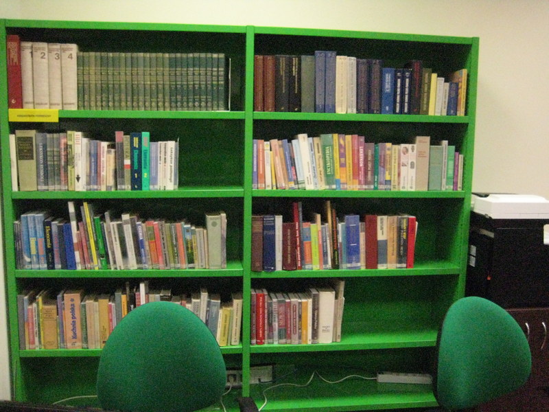 Biblioteka Kobylnica (1) - Jacek Butlewski  