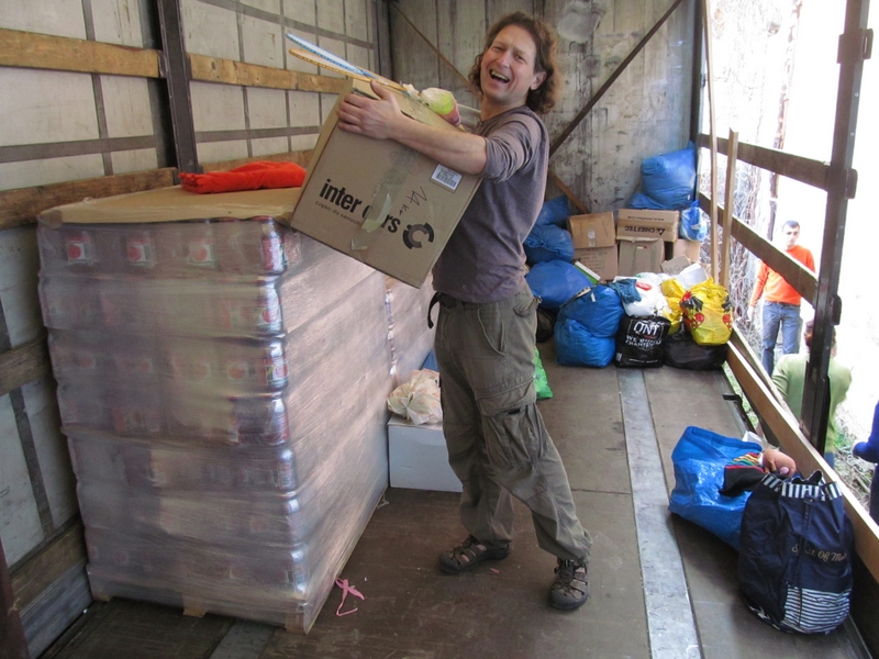 dary dla syryjczykow - drugi raz (7) - Maciej Pastwa