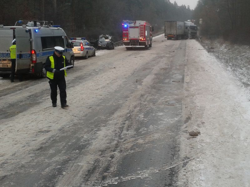 wypadek kobylnica_uzarzewo (8) - OSP Swarzędz