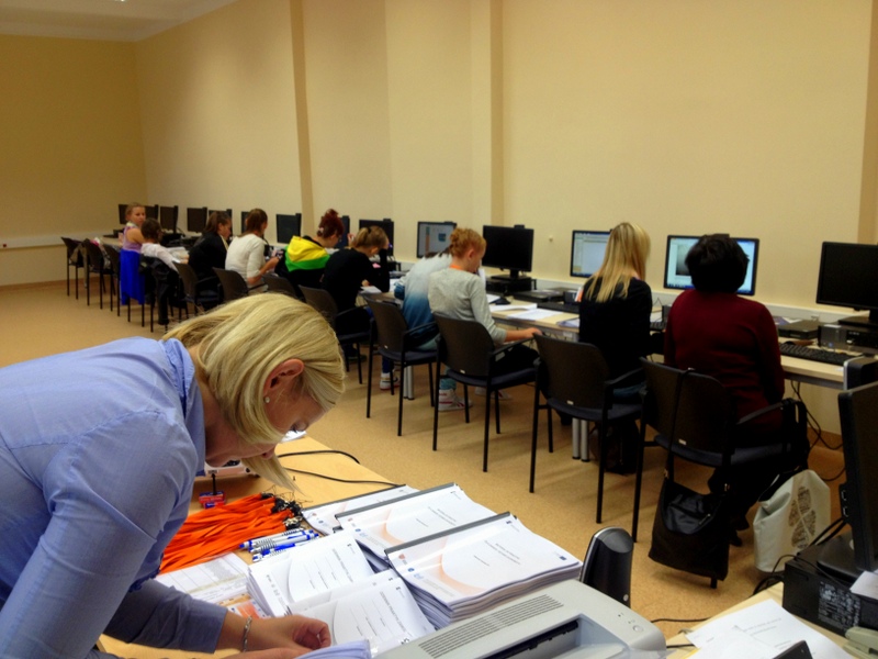 Laboratoria Politechniki Poznańskiej, zajęcia z komputerem - Politechnika Poznańska