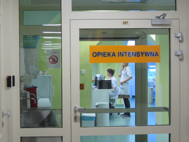 Oddział dla noworodków, szpital, Polna - Magda Konieczna