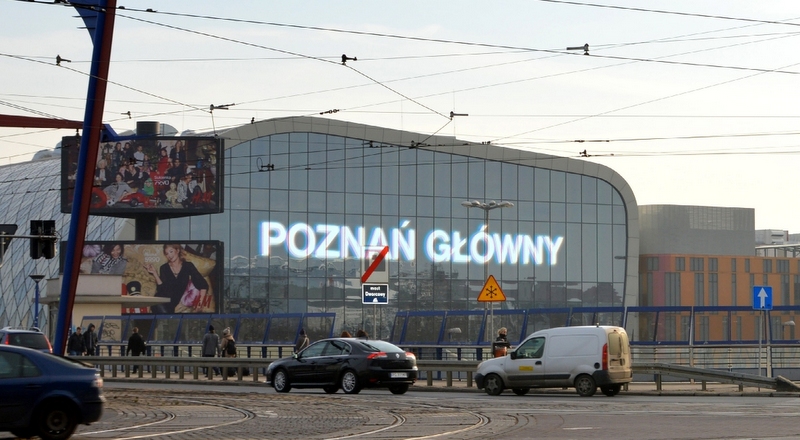 nowe oznakowanie dworca 5 - Urząd Miasta Poznania