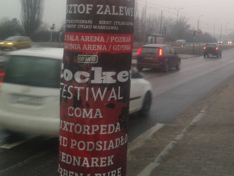 plakaty na słupach, reklamy - Radio Merkury