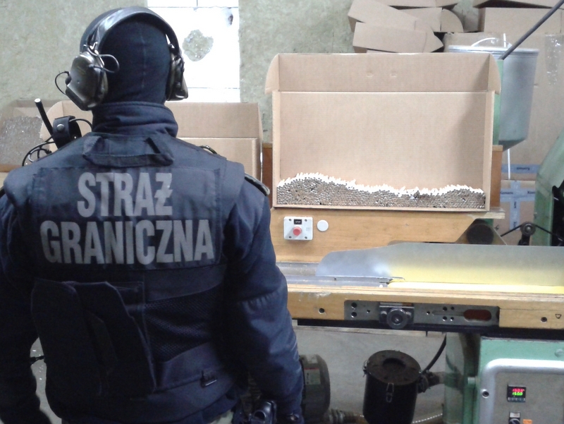 fabryka papierosow SG - Straż Graniczna