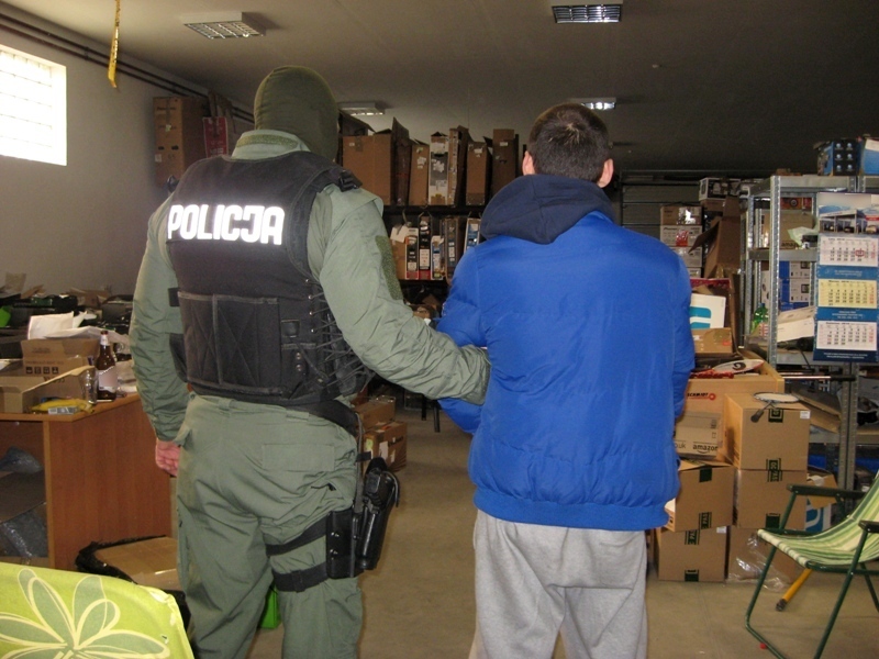 zatrzymani pseudokibice _ dilerzy2 - KWP w Poznaniu