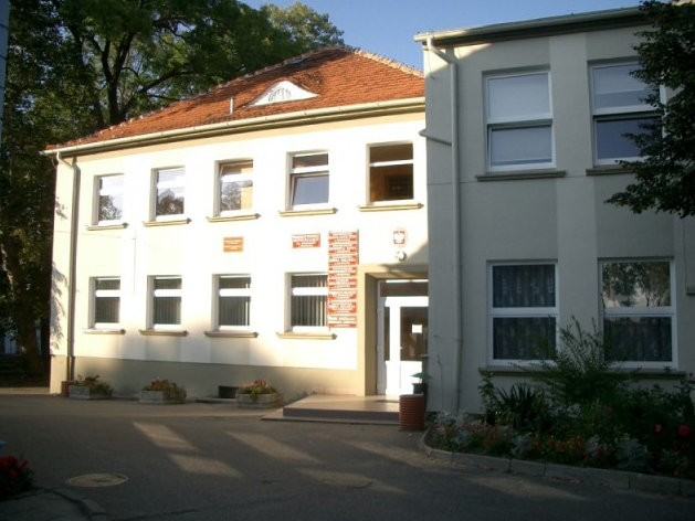 szkola w grabonogu - Zespół Szkół w Grabonogu