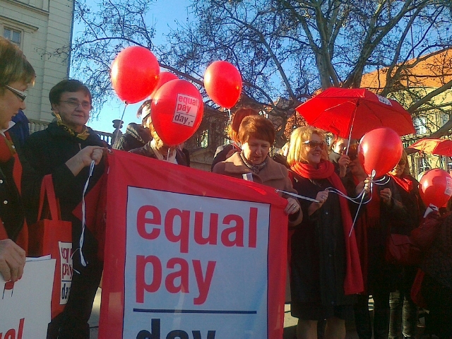 rowne place dla kobiet - Jacek Kosiak