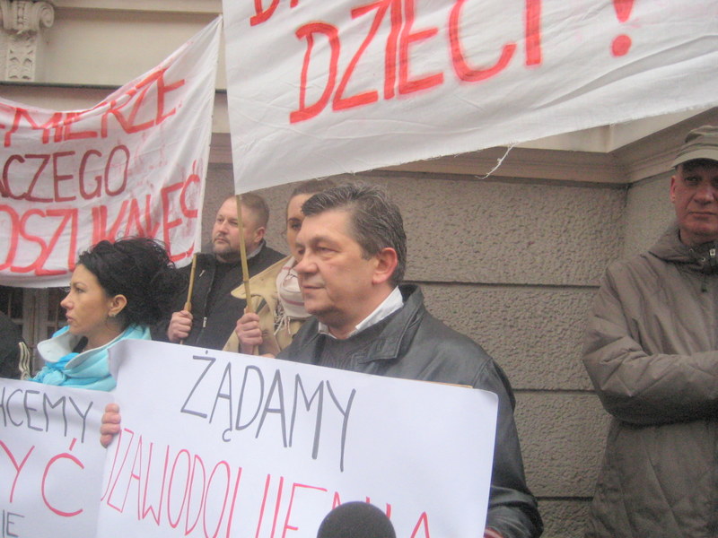 pikieta rodzice niepełnosprawnych (22) - Jacek Butlewski