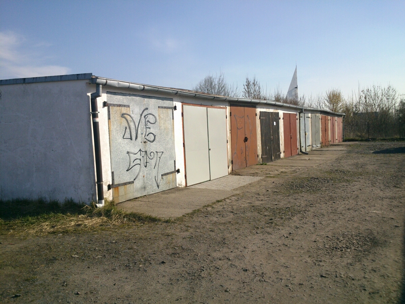 garażowa wojna w Koninie (2) - Emilia Chudzińska