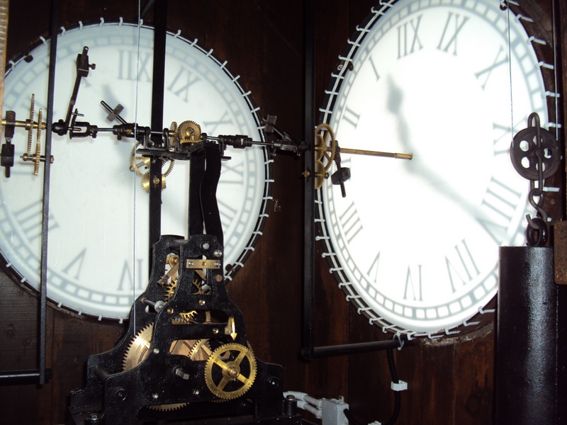 zegar puszczykowo4 - Maciej Kluczka