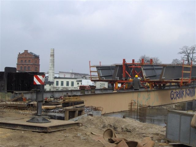 Most Toruński w Koninie - montaż - Montaż Mostu Toruńskiego - Archiwum Radia Merkury