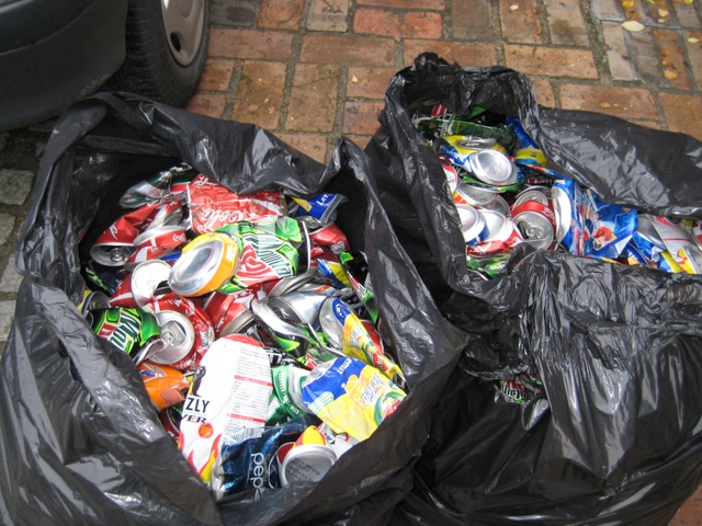 Akcja - puszka dla maluszka - Aleksandra Włodarczyk