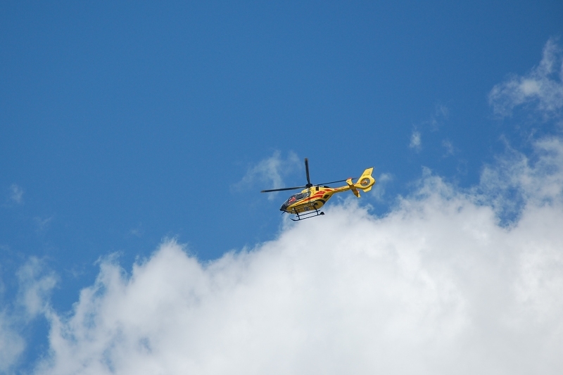 smiglowiec ratunkowy na niebie