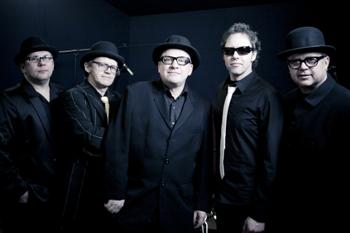 Czarno Czarni - Prosty plan