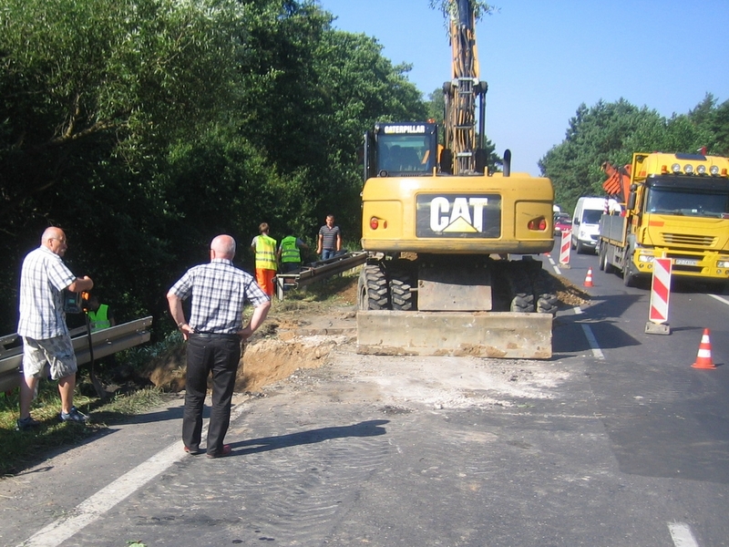 dziura w drodze nr 5 - Rafał Muniak