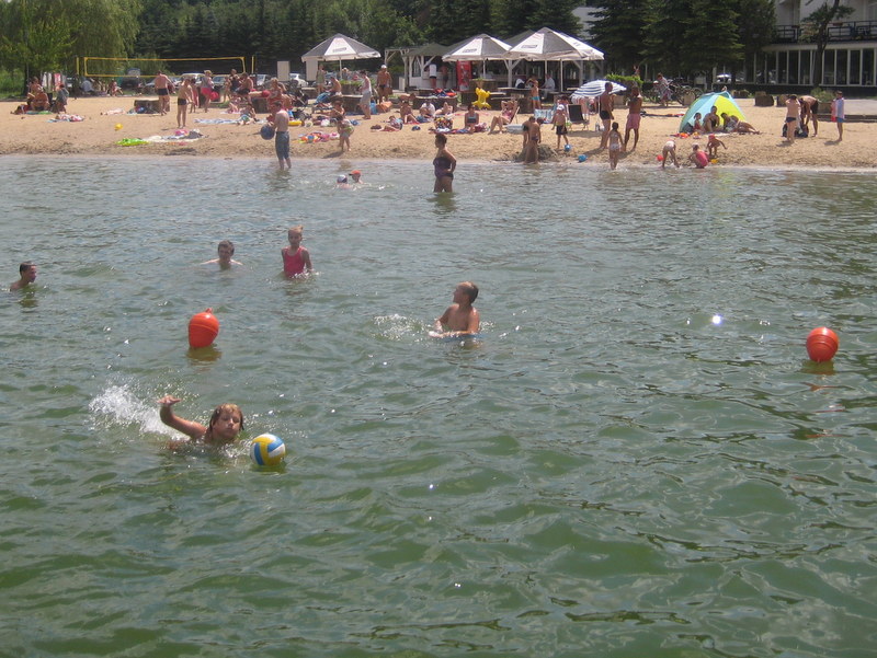 motorówka na jeziorze kierskim - Jacek Butlewski