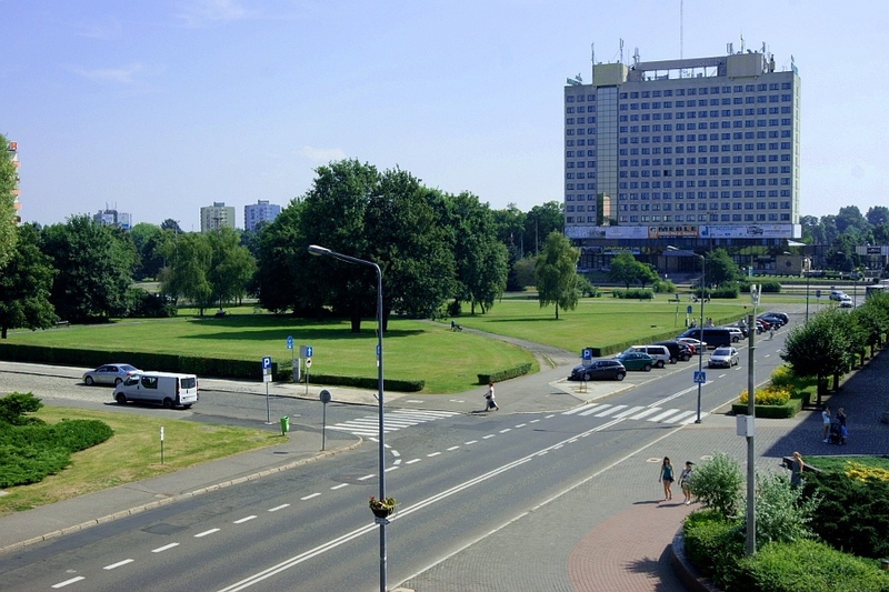 plac-zwyciestwa-pila - Marcin Maziarz