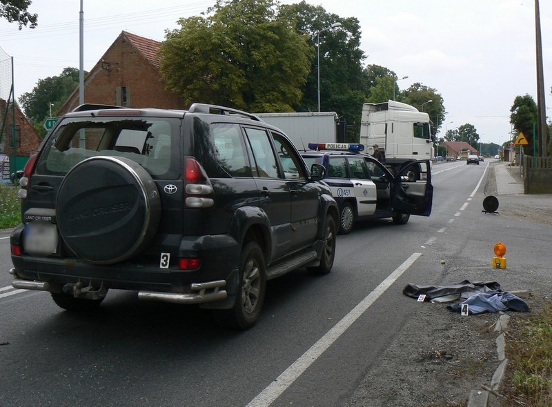 strzelanina na drodze wałków (1) - Policja/Jarocin