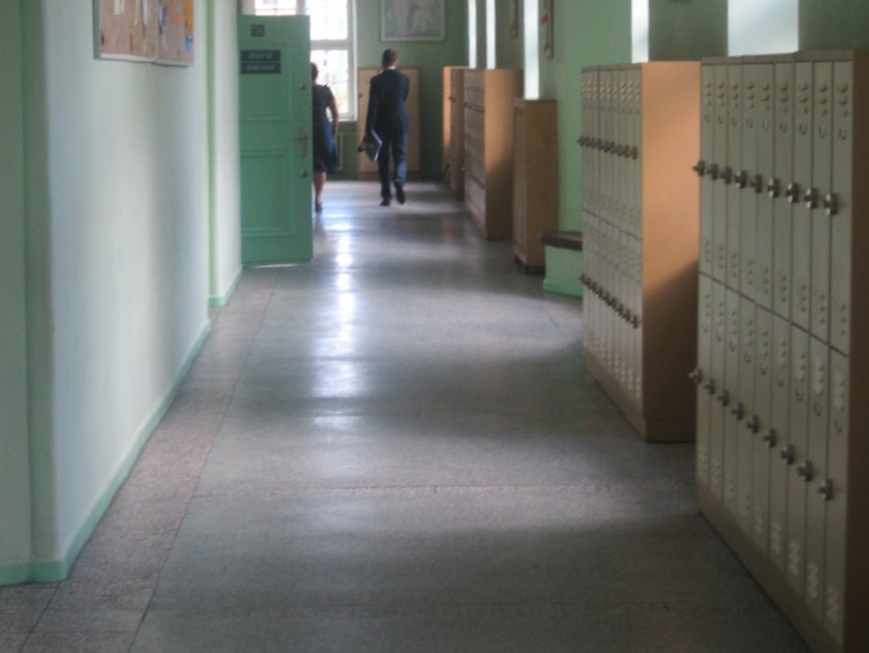 korytarz szkolny szafki1 - Anna Skoczek