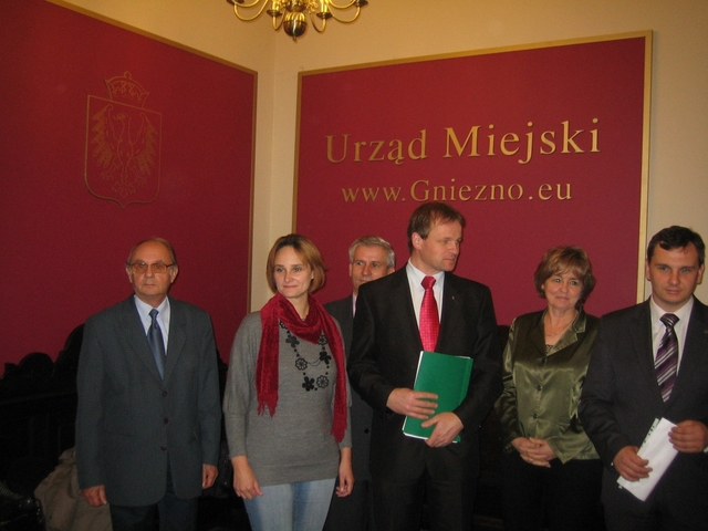 Urząd miasta Gniezna - spór - Rafał Muniak