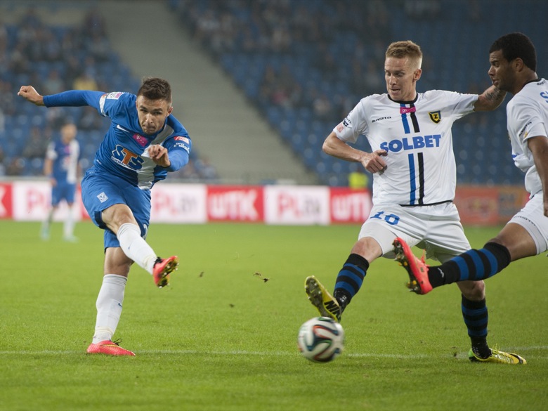 Lech - Zawisza Bydgoszcz, 6-2, 346 - Przemek Modliński