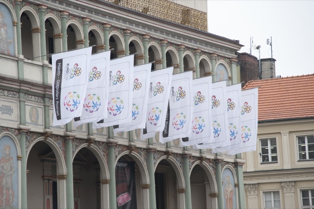 Maskotki EURO 2010 na Starym Mieście - Przemek Modliński