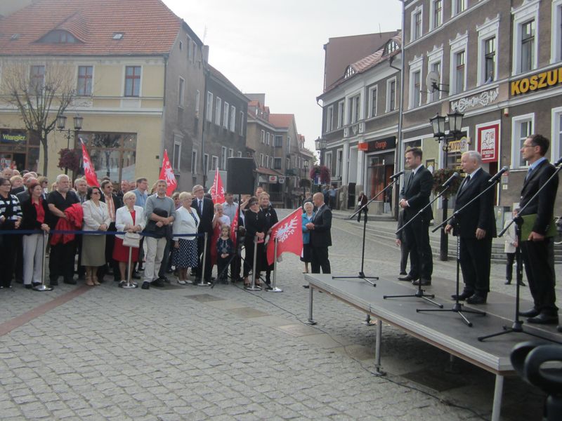 kaczynski w gnieźnie rynek cd (1) - Rafał Muniak