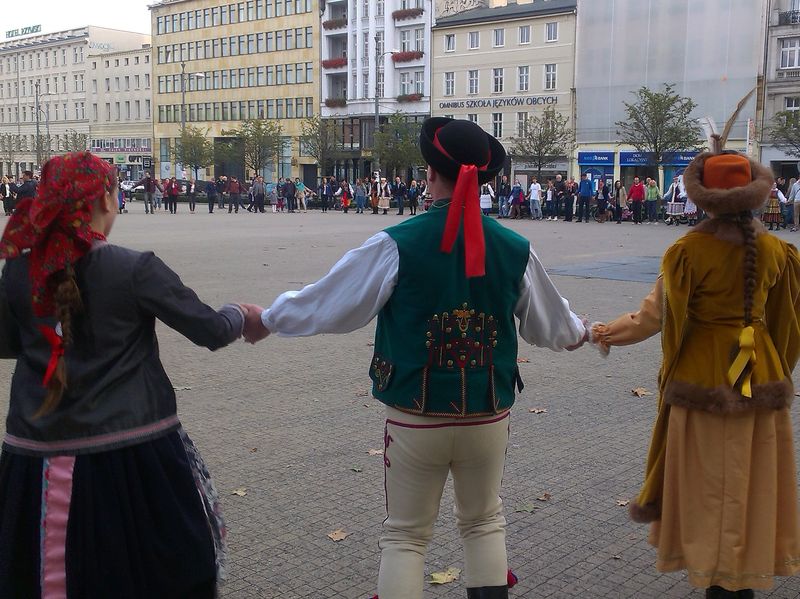 wycinanie hołubcow - Adam Michalkiewicz