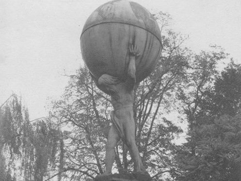 powrót pomnika atlasa - Powrót Atlasa