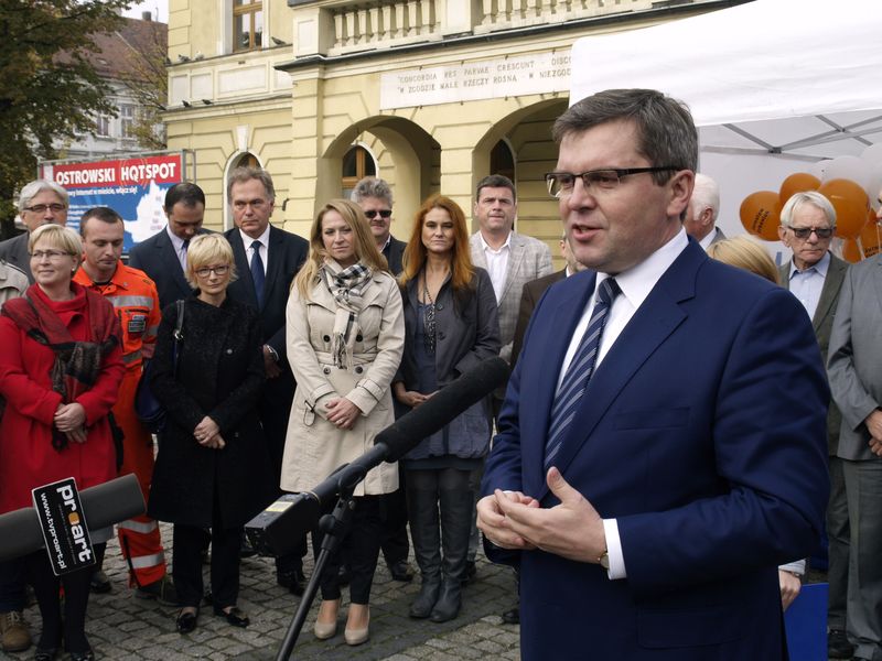 urbaniak zaczyna w ostrowie - Jarosław Wardawy