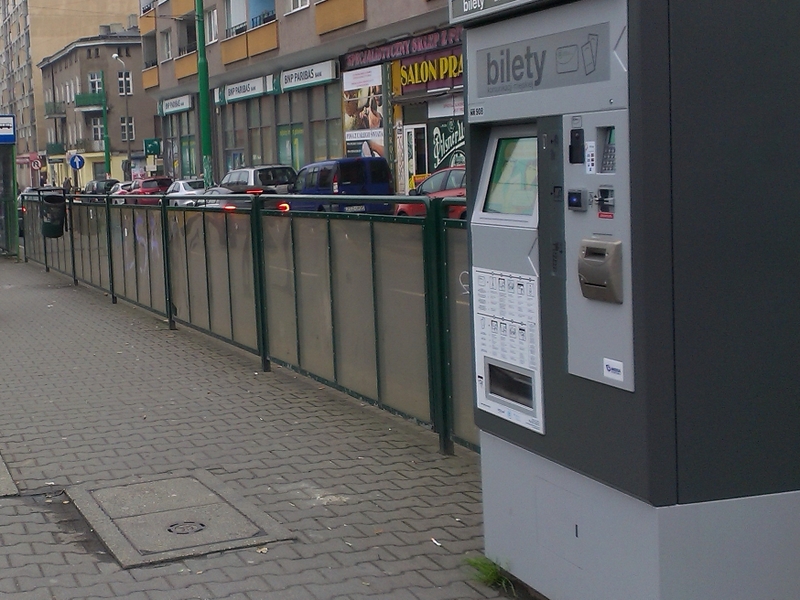 nowy biletomat głogowska (1)-001 - Adam Michalkiewicz