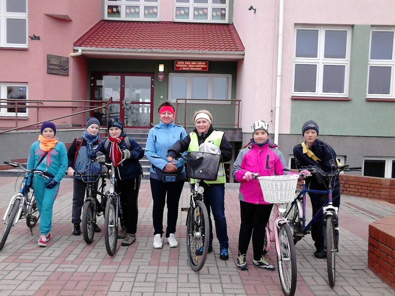 Uczniowie ze SP w Starych Oborzyskach