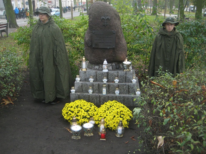 Zapal Znicz Pamięci 2014 we Wrześni