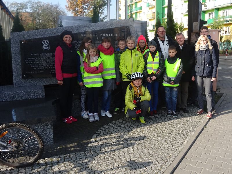 Rajd rowerowy szlakiem tureckich nekropolii