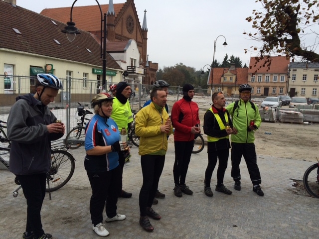 Rajd rowerowy śladami miejsc pamięci Kościan-Poznań