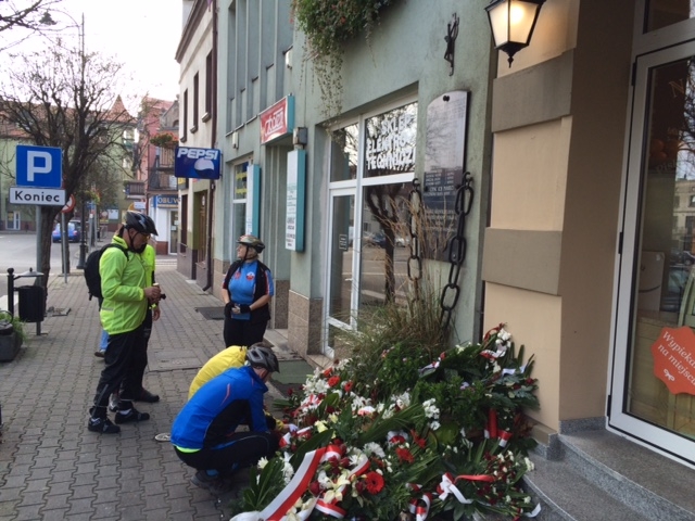 Rajd rowerowy śladami miejsc pamięci Kościan-Poznań