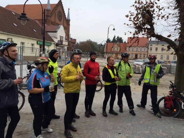 Rajd rowerowy śladami miejsc pamięci Kościan-Poznań