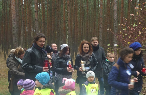 W Bydgoszczy znicze zapalili