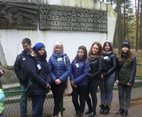 W Bydgoszczy znicze zapalili