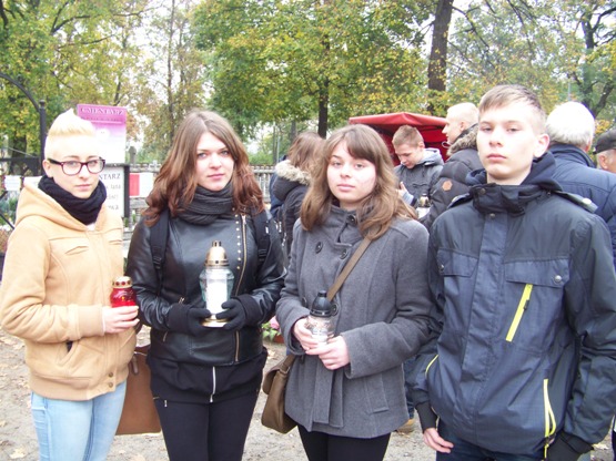 W Bydgoszczy znicze zapalili