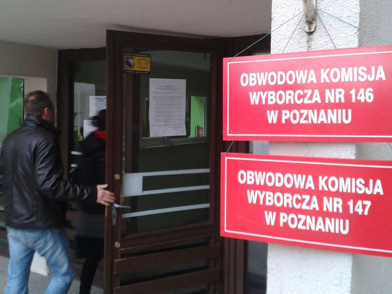 wybory 2014 urny głosowanie (2) - Szymon Mazur