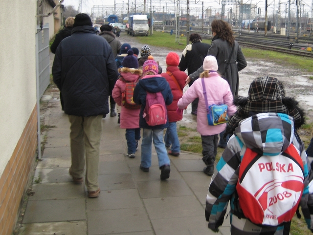 Dzieci na dworcu - Katarzynki - Adam Michalkiewicz