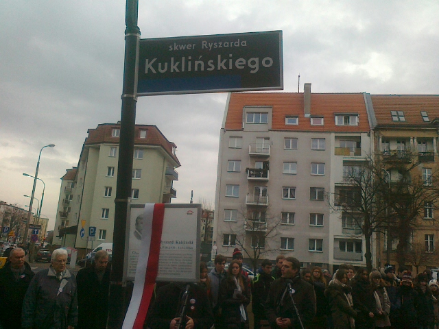 skwer kuklinskiego - Jacek Kosiak