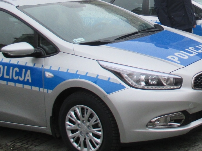 policja radiowozy alarm policjanci - Danuta Synkiewicz