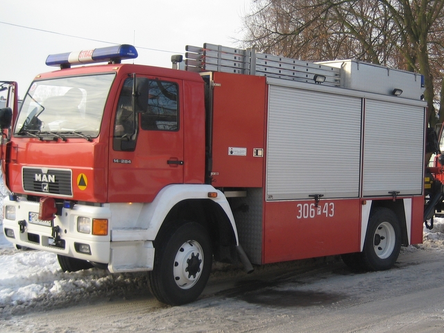 Wozy strażackie - zima - Adam Michalkiewicz