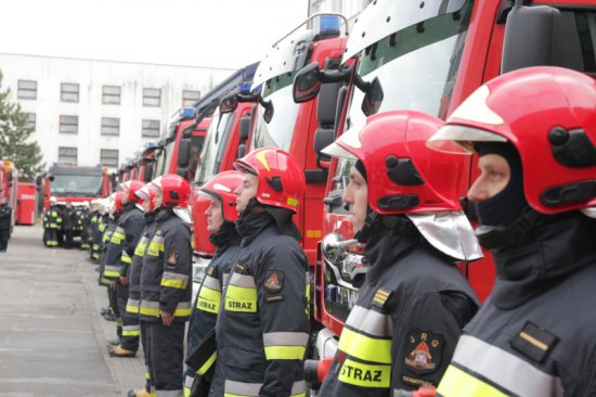 nowe wozy straży pożarnej (2) - Straż Pożarna Poznań