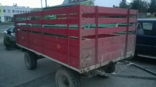 przyczepa ciągnika - Policja/Poznań